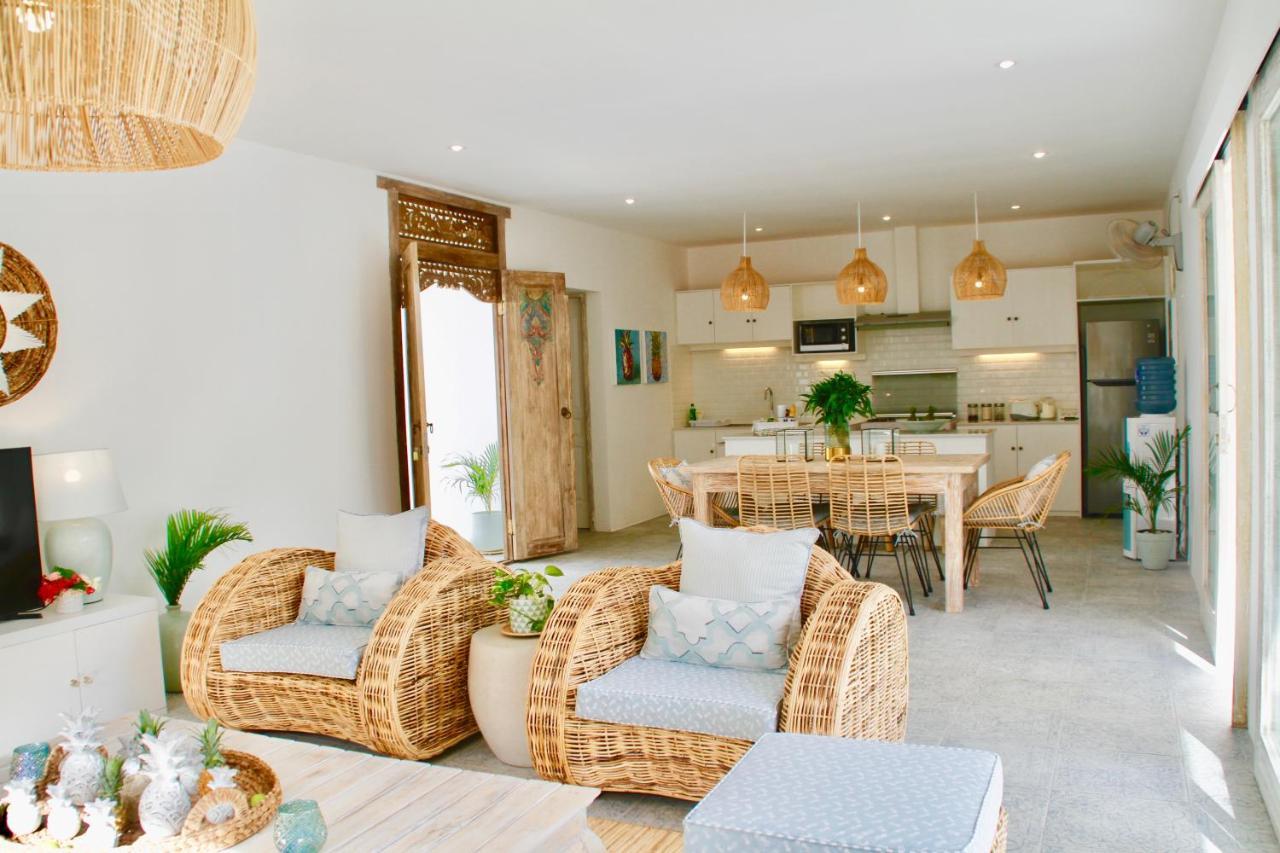Sunyi Villas Kuta  Buitenkant foto