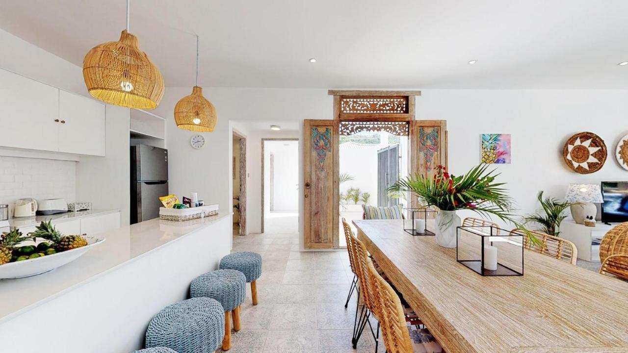 Sunyi Villas Kuta  Buitenkant foto