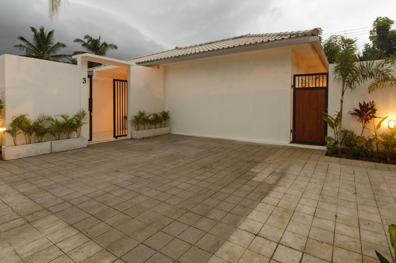 Sunyi Villas Kuta  Buitenkant foto